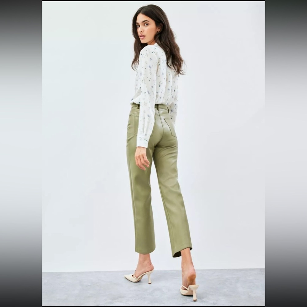 Aritzia Wilfred Meilna Cropped Vegan Leather Pant Sage Green Sz 6